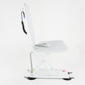 Elévateur de bain dossier inclinable Aquatec Kogia