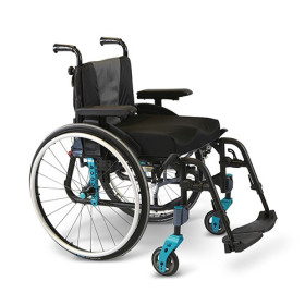 Fauteuil roulant dossier rabattable et réglable en angle Action® 5 Invacare