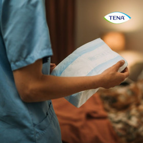 TENA Slip ProSkin Plus Large Changes Complets X30